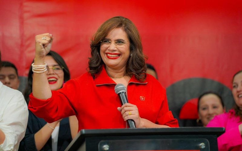 Honduras: oposición rechaza proclamación temprana de Rixi Moncada