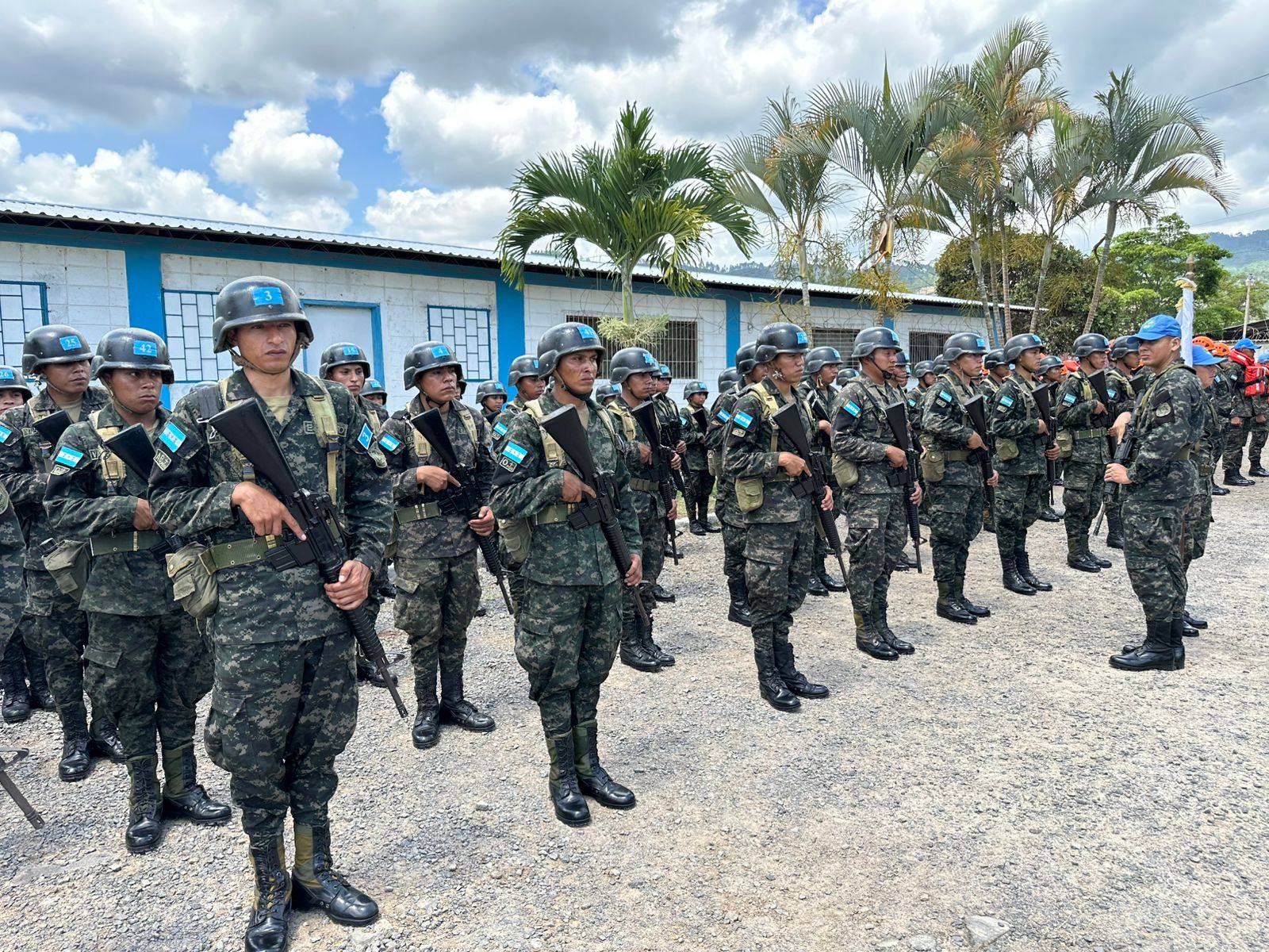 Cómo influyen las Fuerzas Armadas en los comicios hondureños