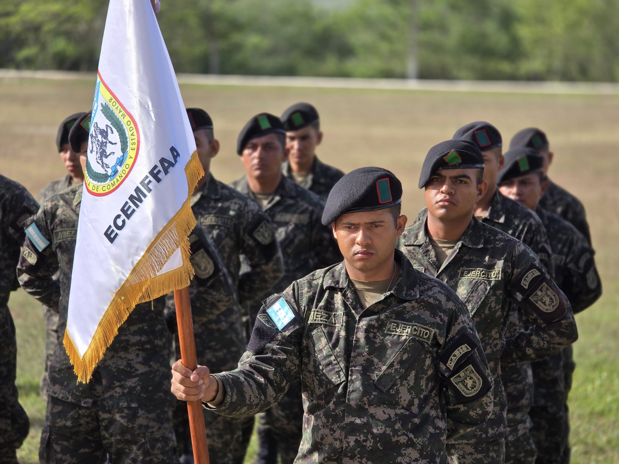 Rumores de división en Fuerzas Armadas de Honduras reactivan debate sobre su politización