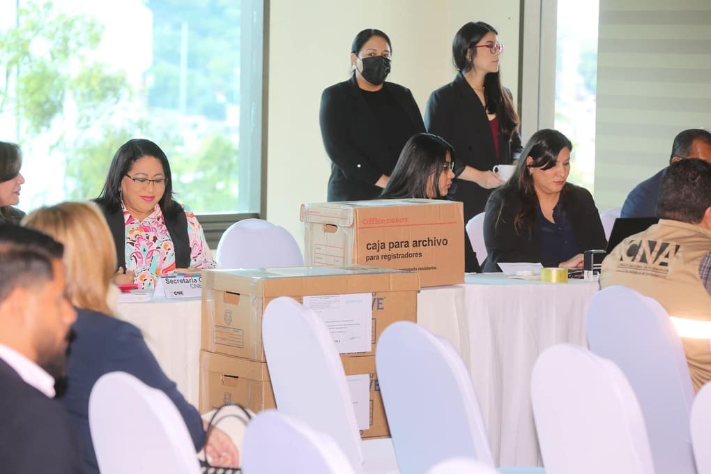 ¿Quién vigila al CNE? Elecciones en Honduras con instituciones débiles