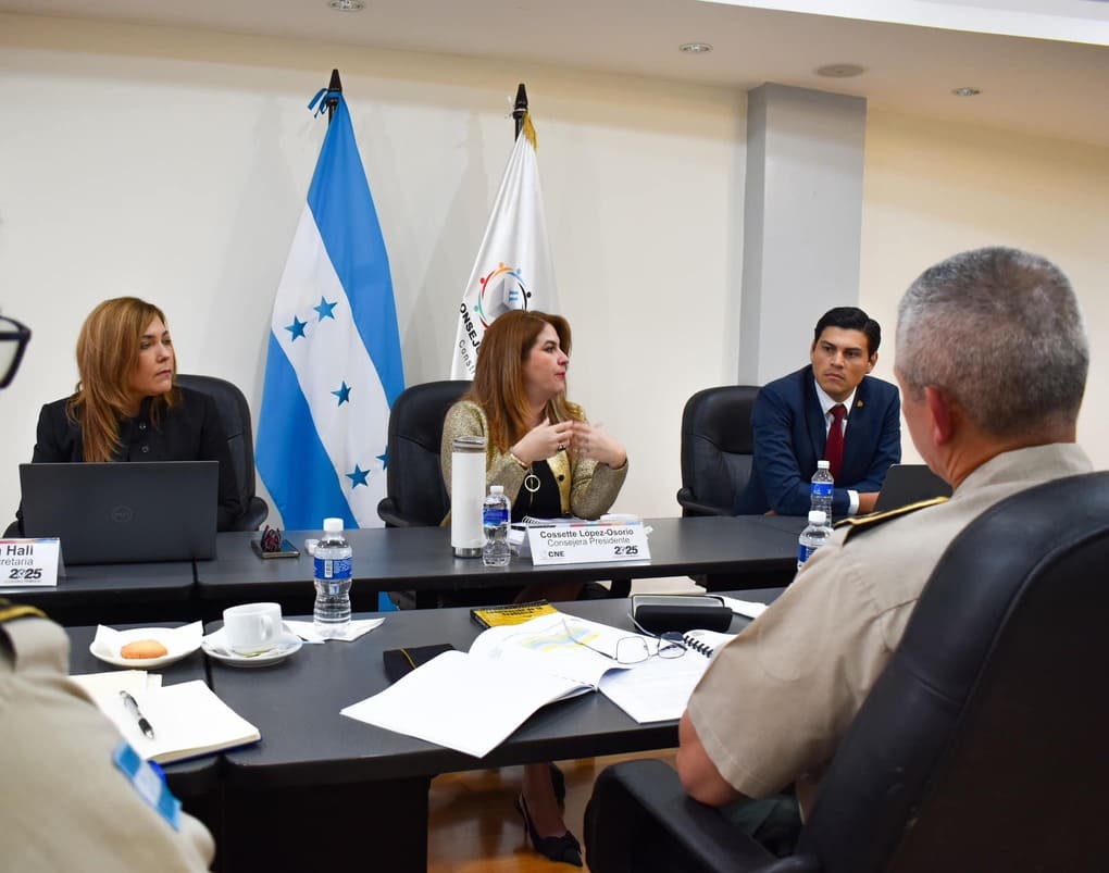 Elecciones en Honduras: sospechas contra el Ministerio Público y desconfianza en las Fuerzas Armadas