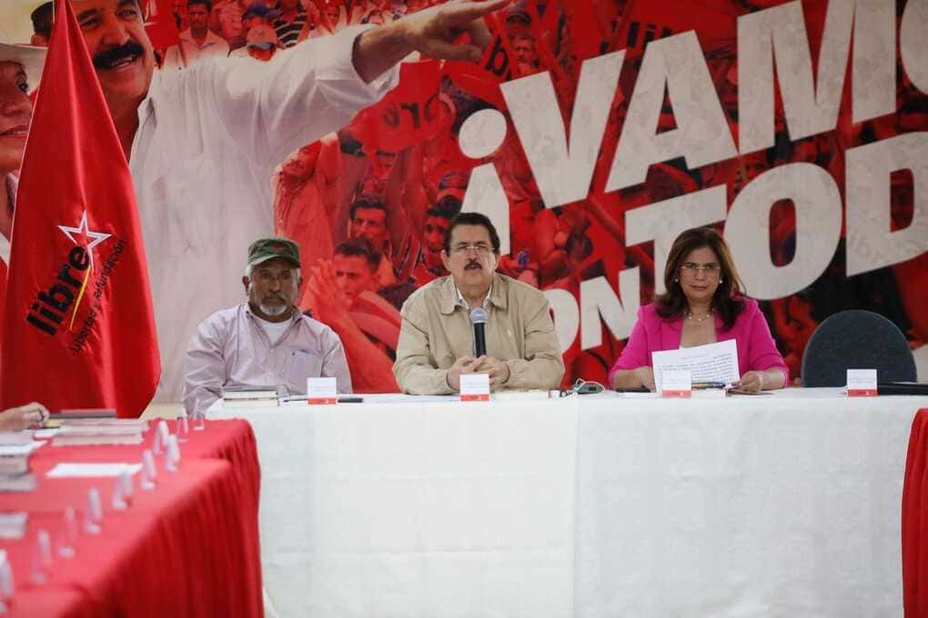 Zelaya y Ochoa enfrentan cargos por malversación en Honduras