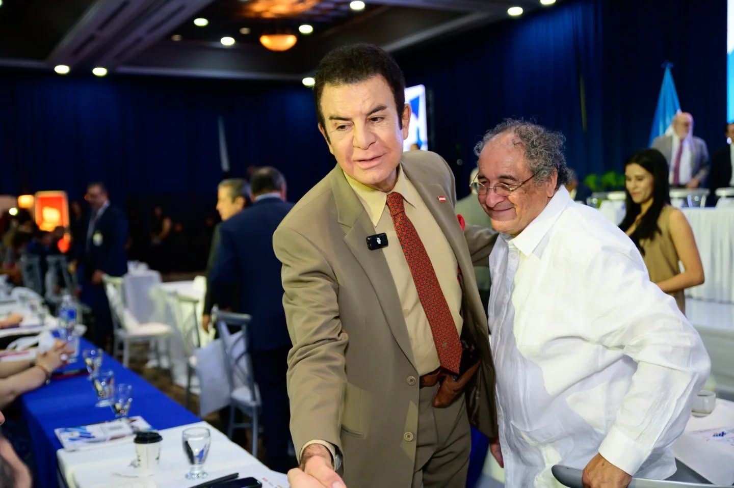 Tendencias electorales en Honduras: Nasralla se posiciona primero