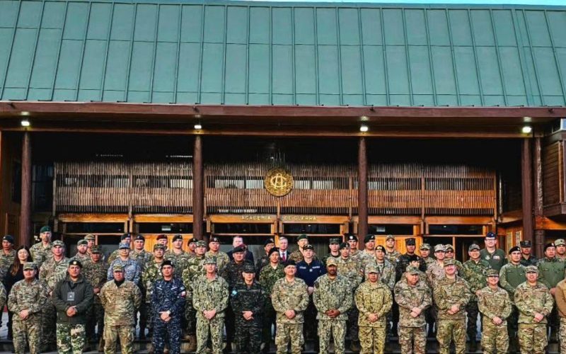 Militares hondureños bajo escrutinio por presiones contra periodistas