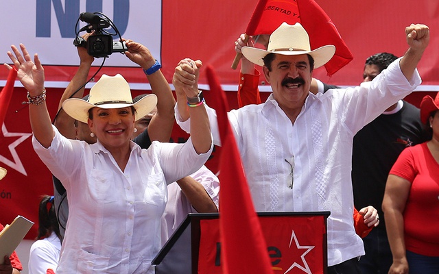 Advertencia de pastor evangélico a Mel Zelaya y clase política por crisis institucional