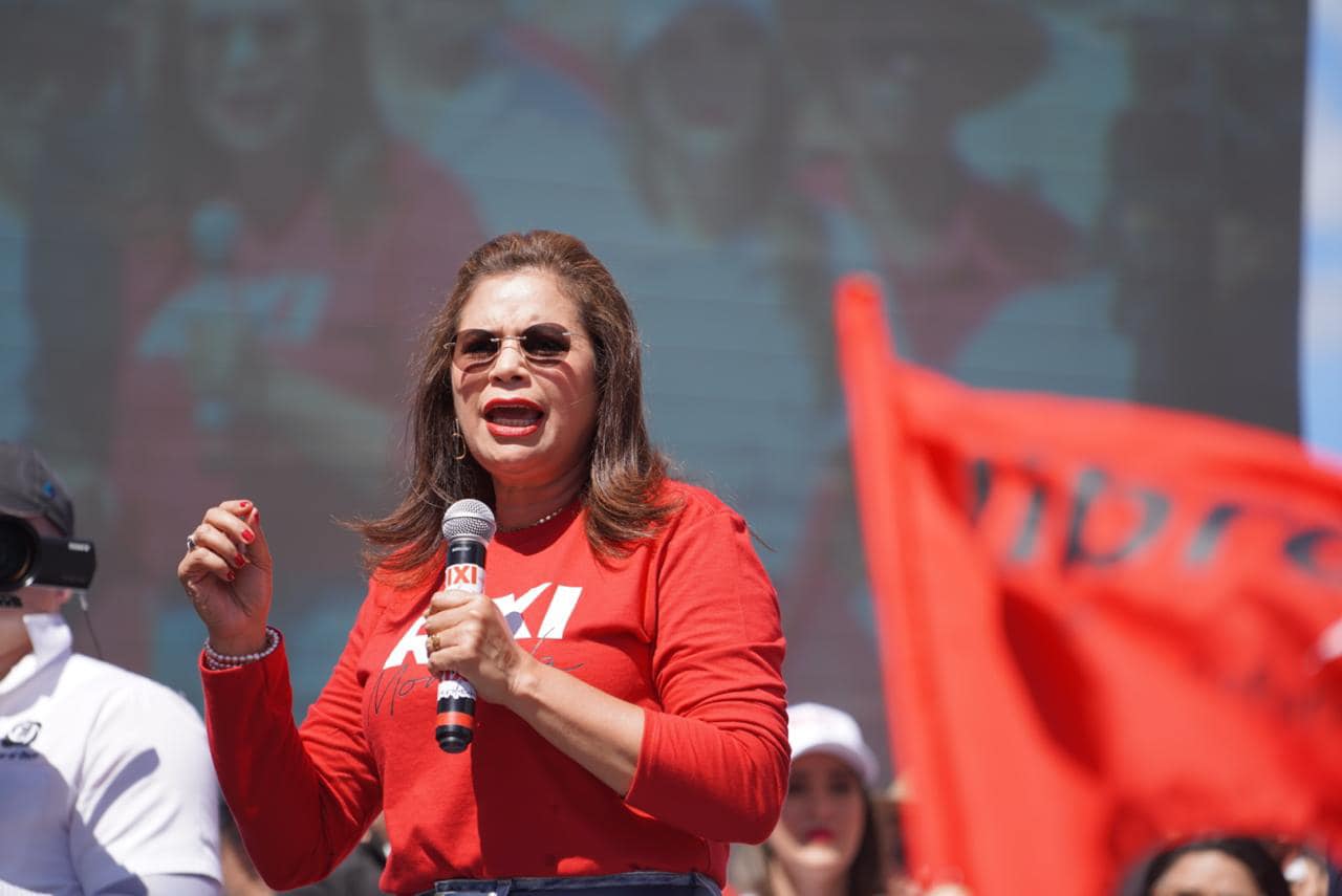 Honduras: Rixi Moncada propone eliminar la Central de Riesgo y genera debate sobre estabilidad financiera