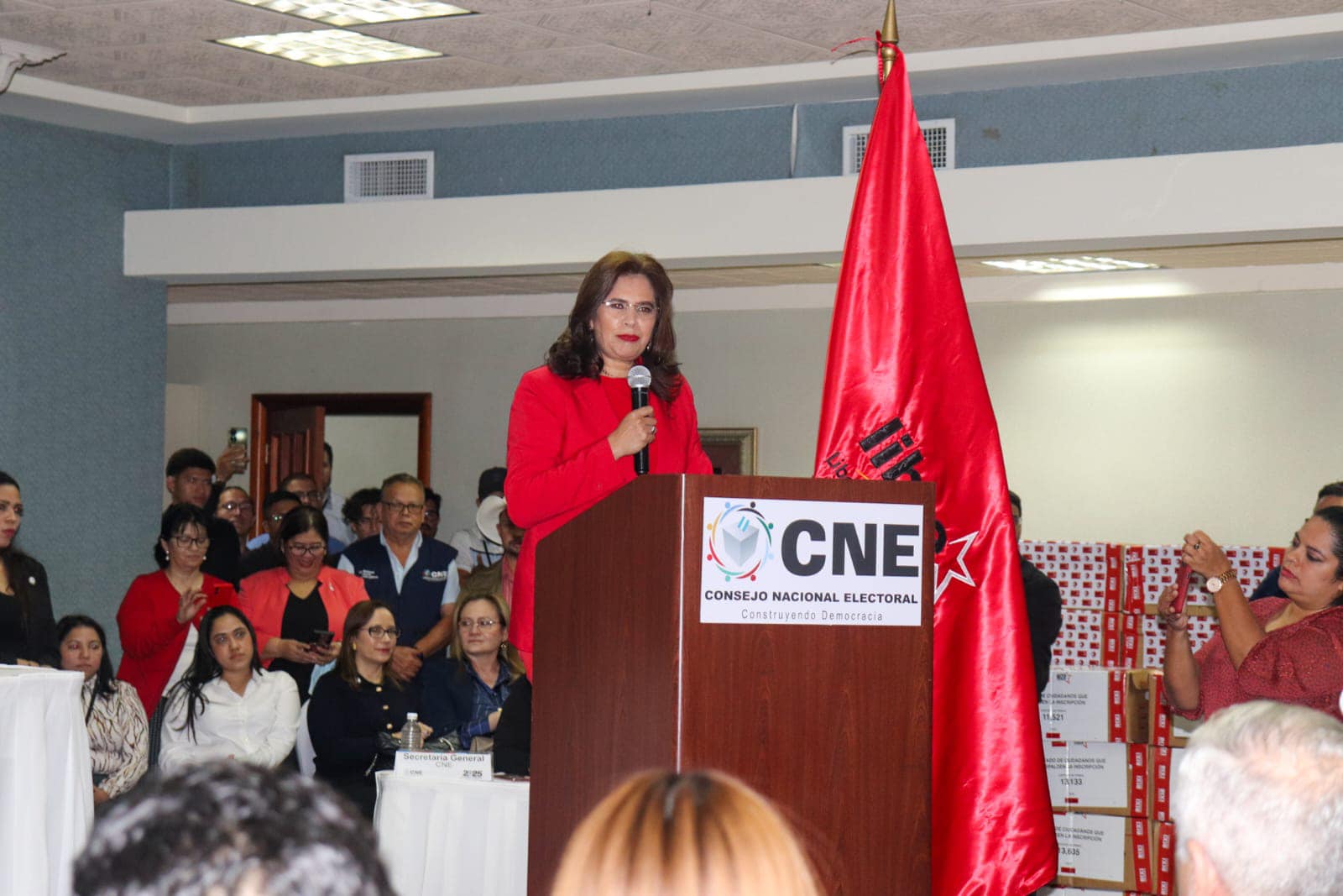 Fraude electoral en Honduras: Manuel Zelaya y el CNE en la mira