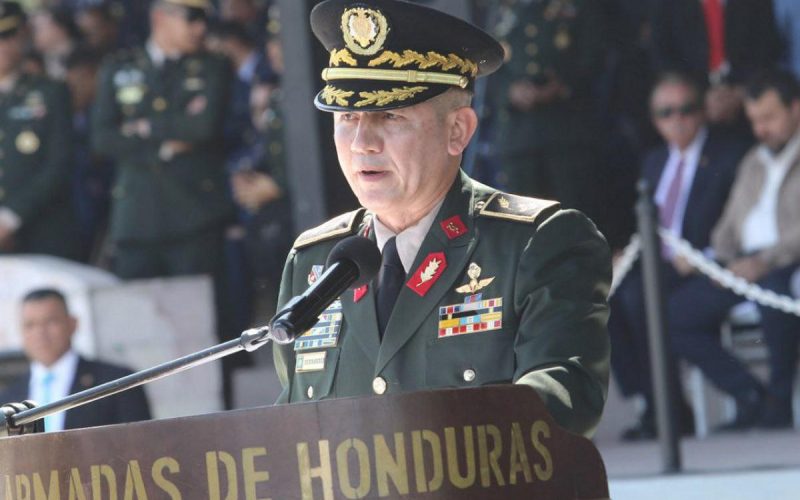 Jefe FFAA Apoya Asamblea Constituyente de LIBRE