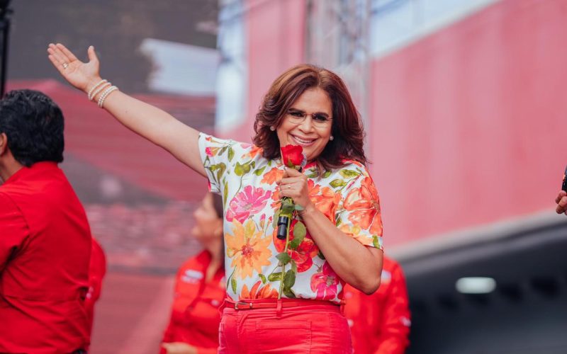 Encuestas revelan el desplome de Rixi Moncada por su postura económica