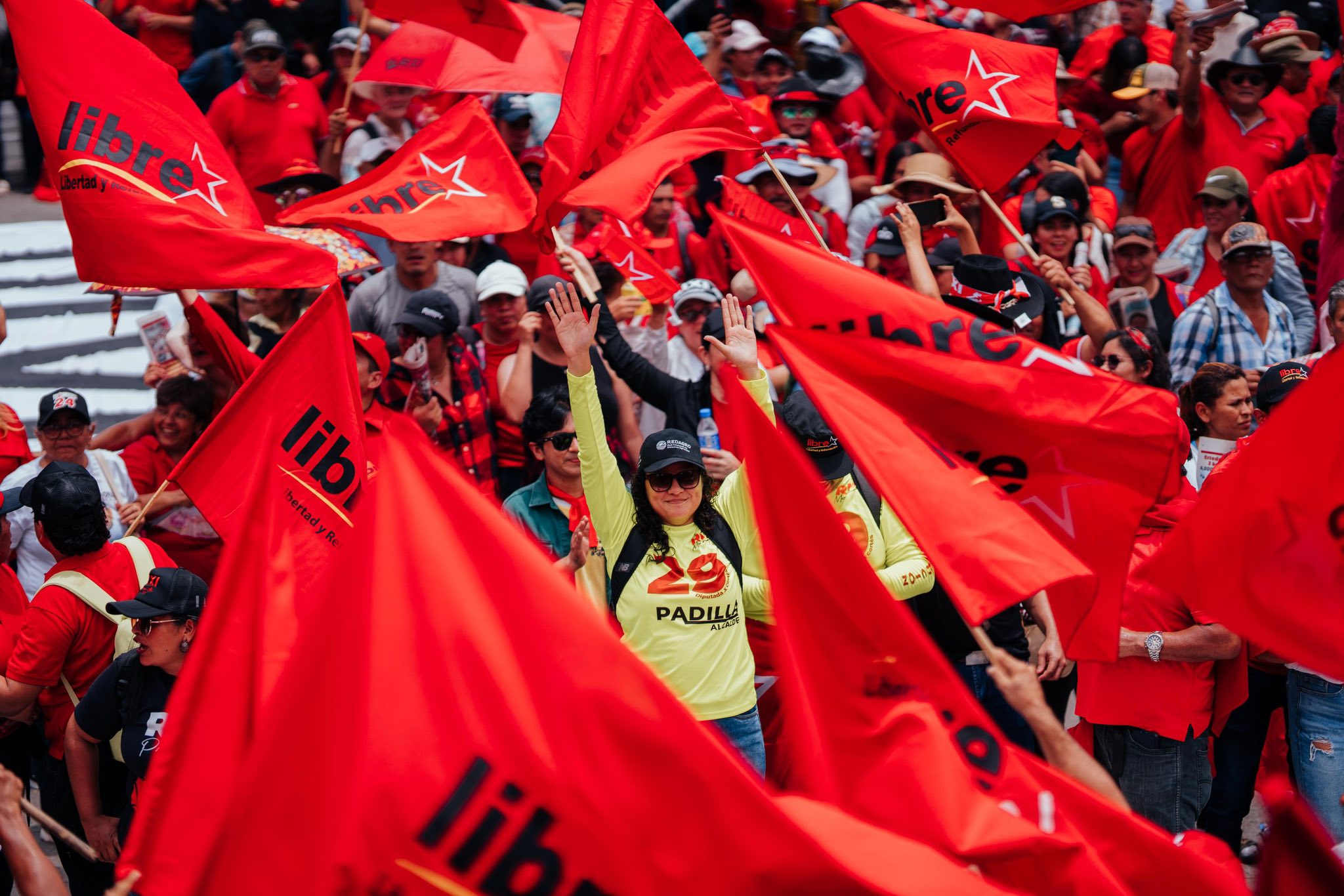 Tensión electoral: Las movilizaciones «sin retorno» de LIBRE en el centro del debate